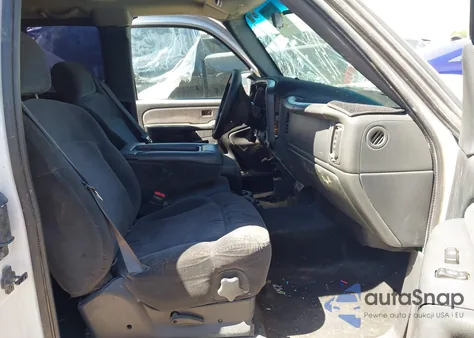 2001 Chevrolet Silverado 1500 Ls from USA, damaged, VIN 2GCEC19V911102937